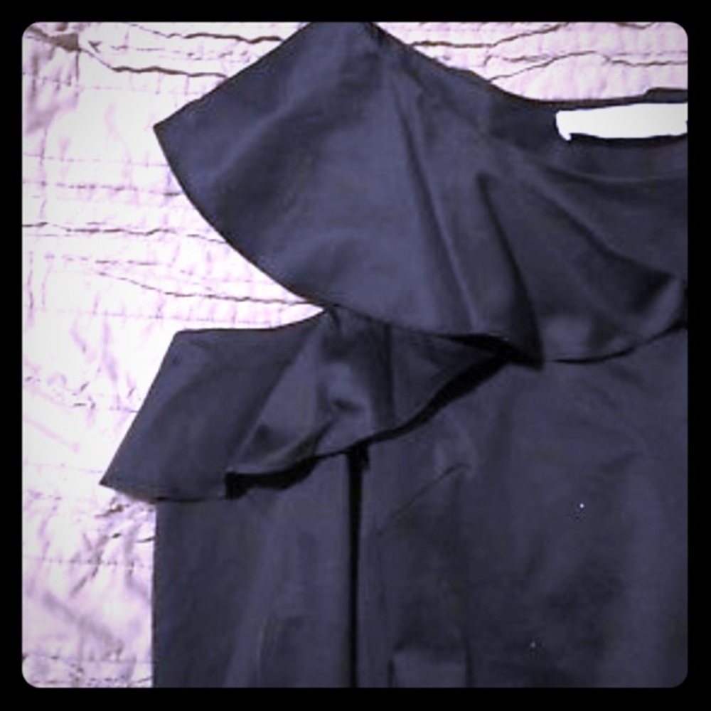 Brand new ASTR cold shoulder ruffle blouse.